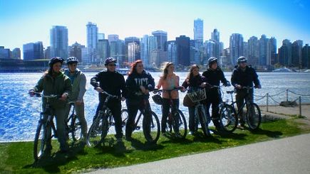 5 Hours Vancouver Bike Small Group Tour